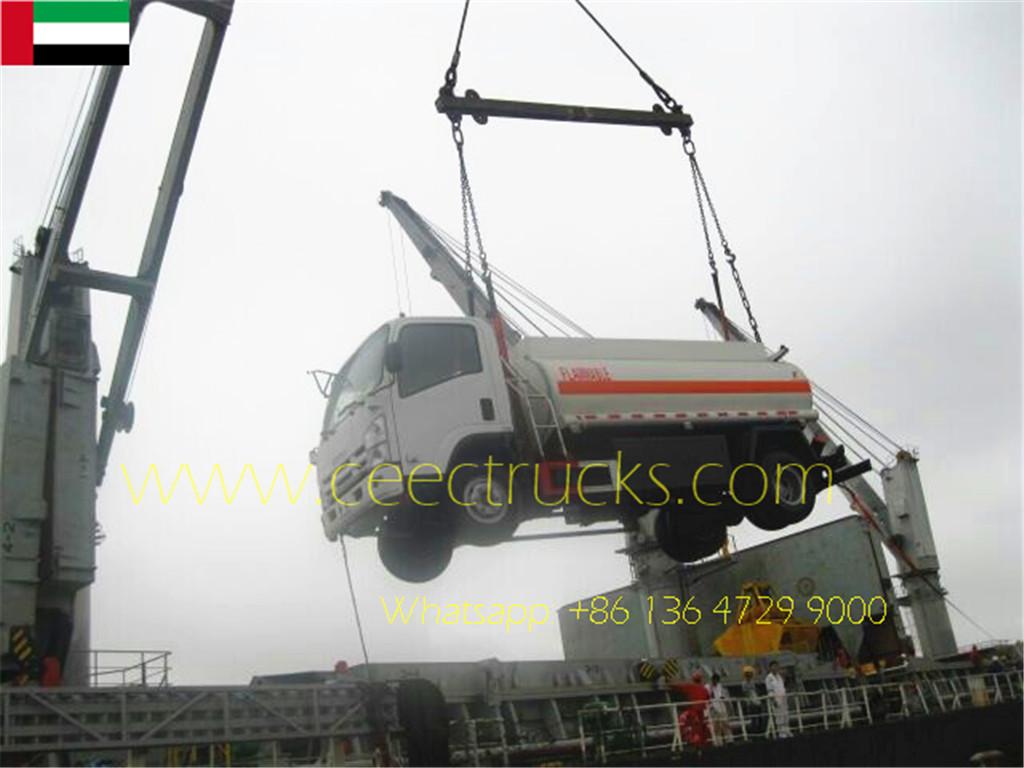 Trak tangki bahan api ISUZU import Dubai 5000 liter
